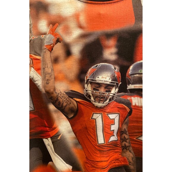 TAMPA BAY BUCCANEERS SILKSCREEN T/S - Picture 2 of 12